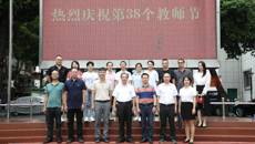 �������Ļ��������������Ա������������ǿ��У����ο�ʽ�ʦ