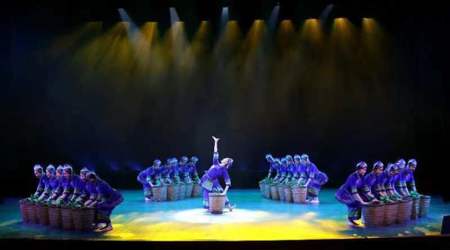 ϲѶ����Уԭ���赸��Ŀ��ѡ���������������չʾ