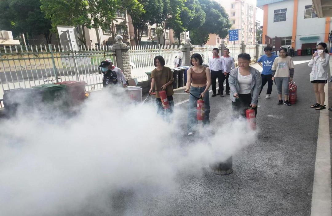 ff6c14f9f3f251a1f377fdaeeec86ce