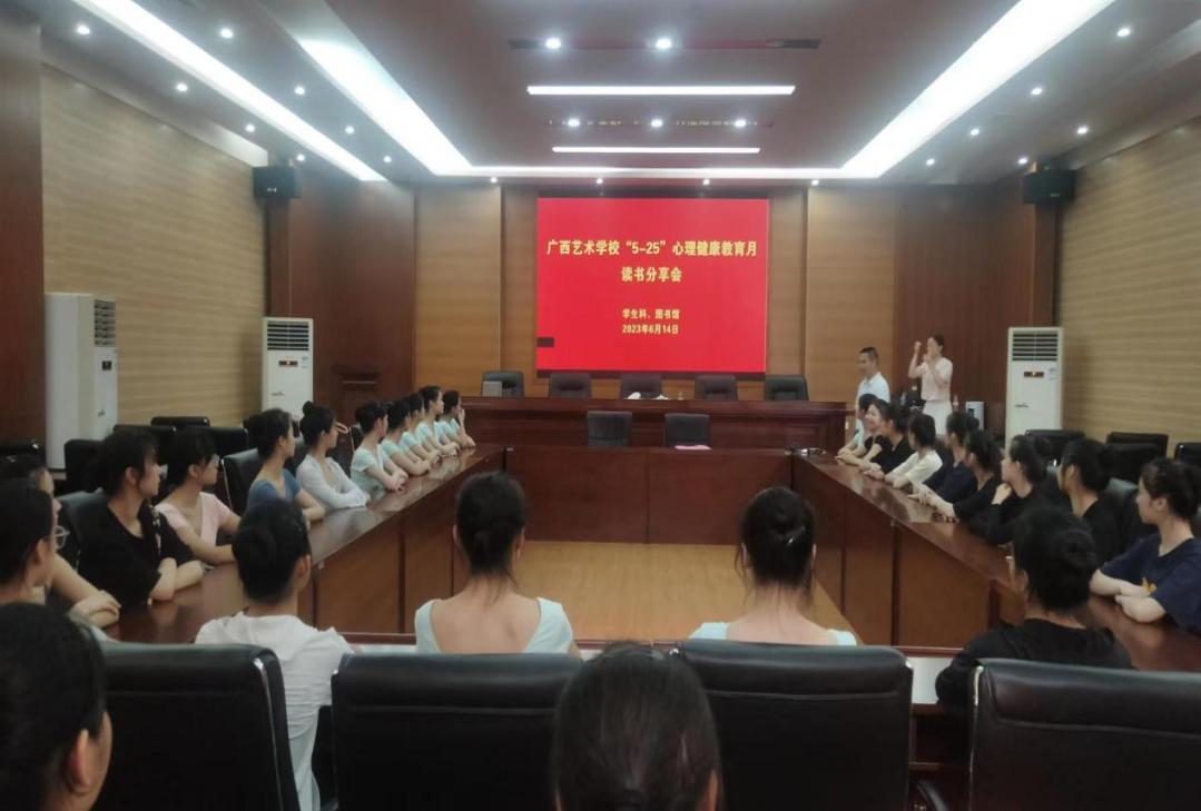 81e02f8f8d10154523bb267a42d7cf7