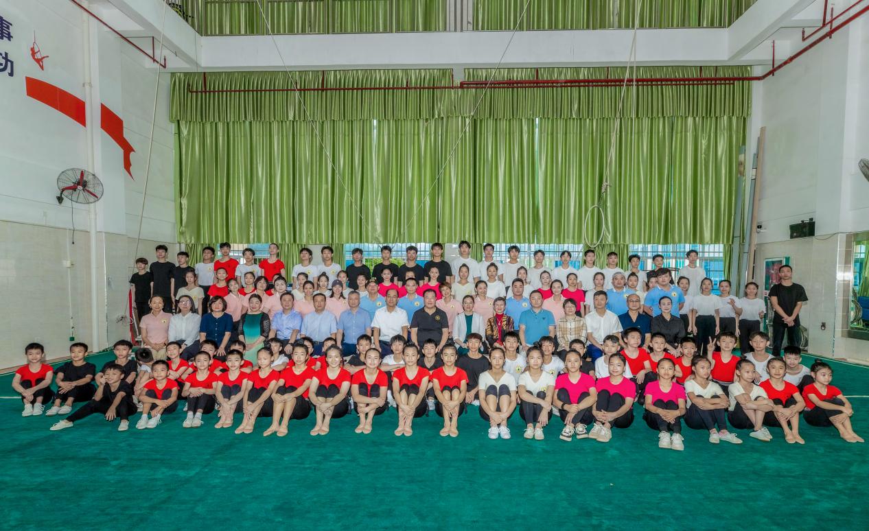 ���Ӽ�ѧ����Ӱ