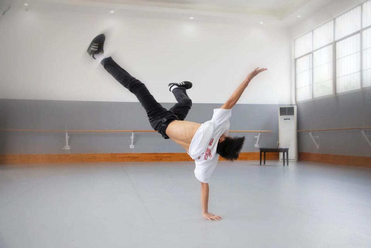 ΢��ͼƬ_20240815162328