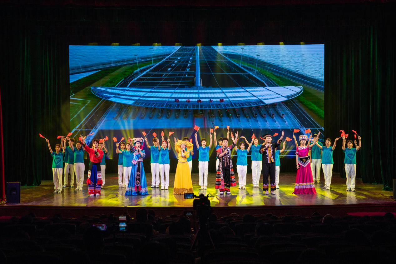 4ʫ���С������Ž��й��Ρ�