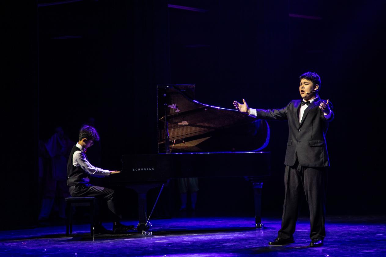 8����������