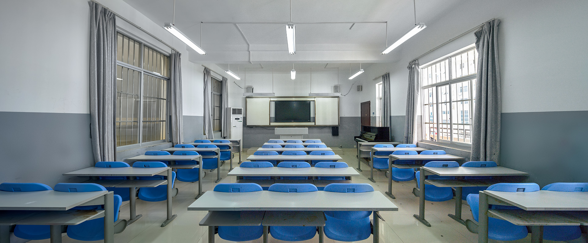 �Ļ��ν���